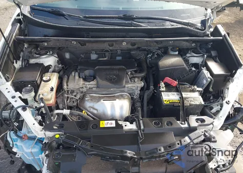 2017 Toyota Rav4 Xle из США, поврежденный, VIN JTMRFREV8HJ118608